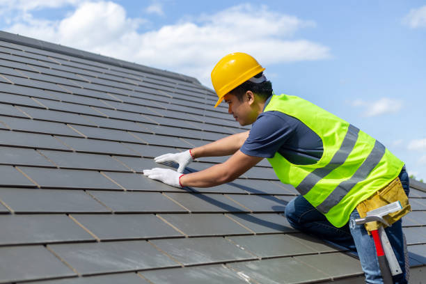 Best Metal Roofing Contractor  in Center Point, IA
